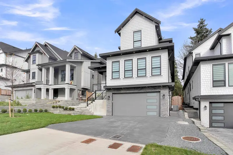 16633 BELL ROAD - photo 2 of 25