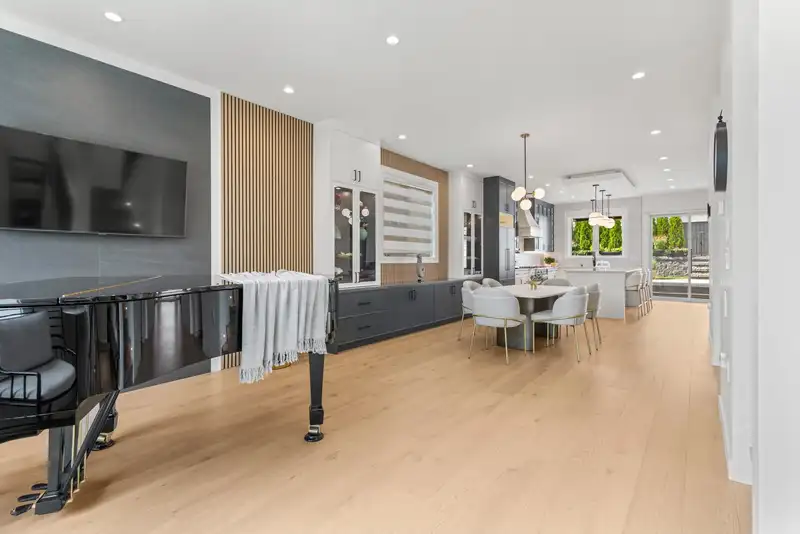 365 FELL AVENUE - photo 3 of 39
