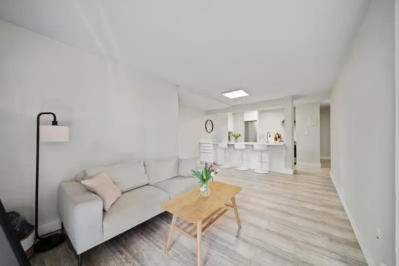 215 1080 PACIFIC STREET - photo 3 of 28