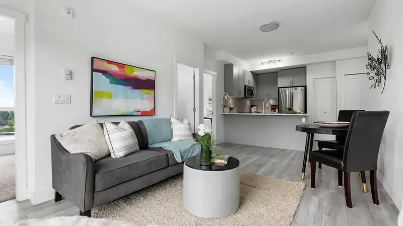608 13978 FRASER HIGHWAY - photo 3 of 21