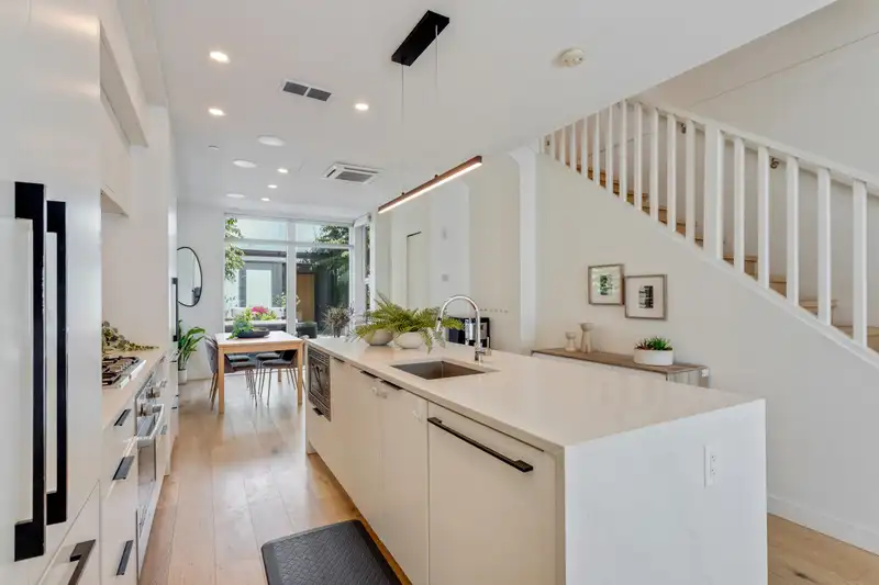 125 649 E 3RD STREET - photo 1 of 40