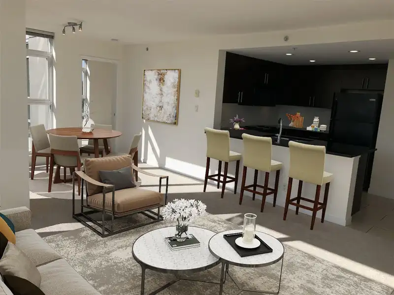 701 575 DELESTRE AVENUE - photo 3 of 5