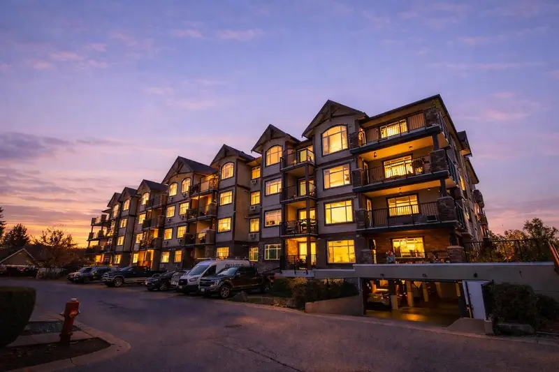 105 19939 55A AVENUE - photo 1 of 13