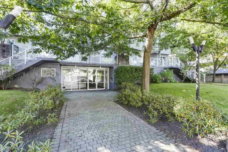 307 8600 JONES ROAD - photo 1 of 5