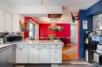 2049 LYNDEN STREET - thumbnail 7