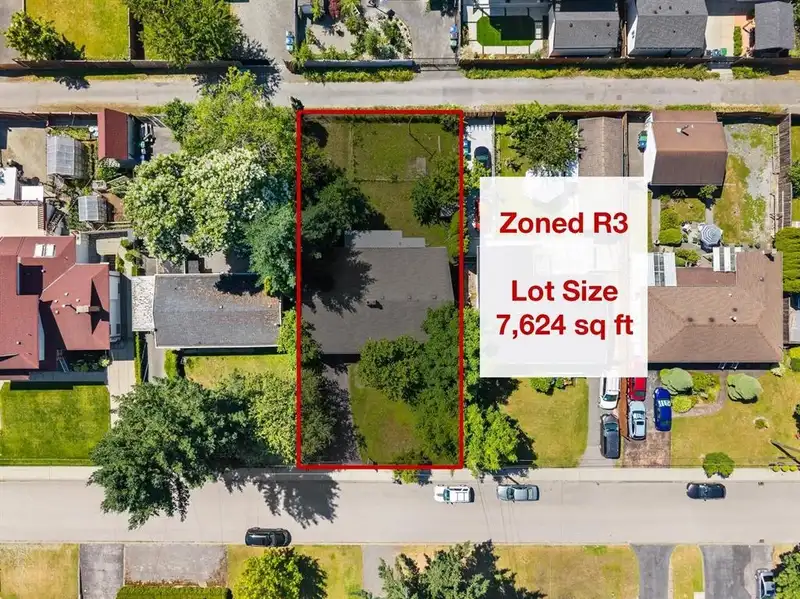 14730 107 AVENUE - photo 1 of 40
