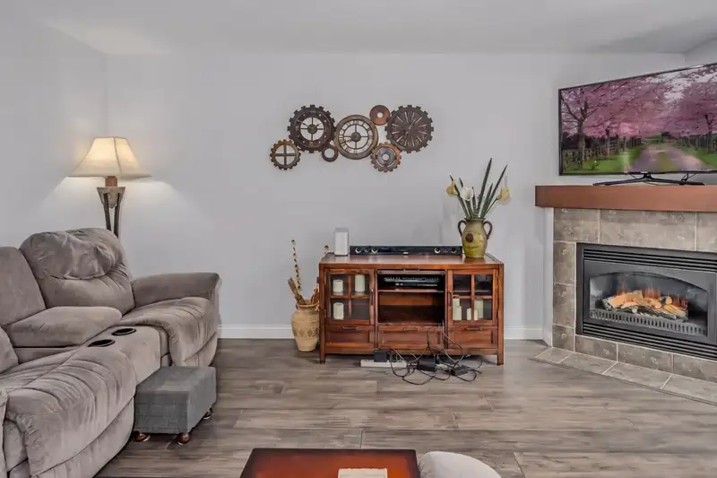 81 32777 CHILCOTIN DRIVE - photo 4 of 39