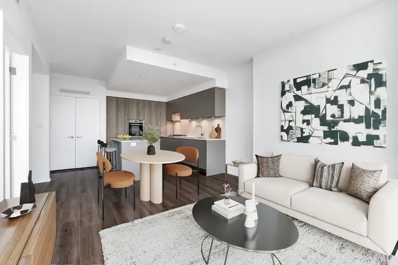 3902 3809 EVERGREEN PLACE - photo 1 of 26