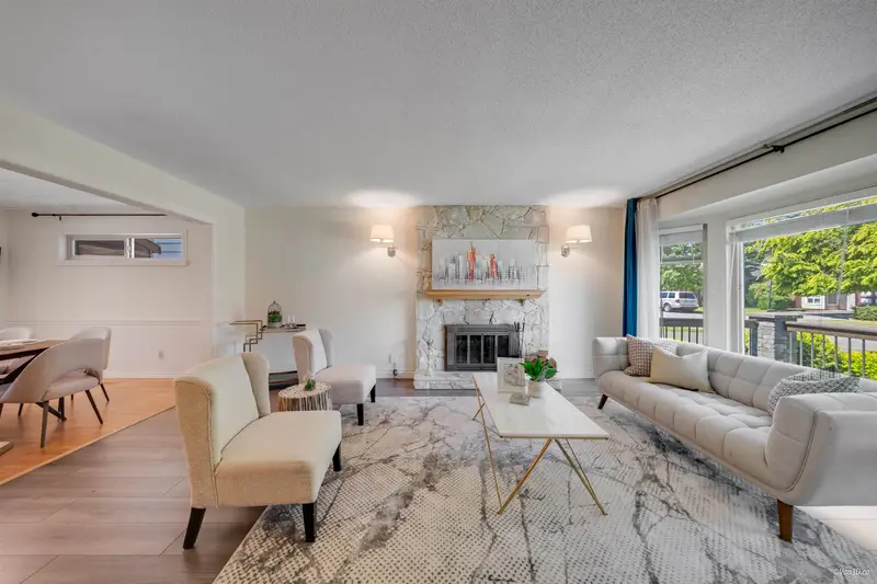 9666 ASHWOOD DRIVE - photo 2 of 25