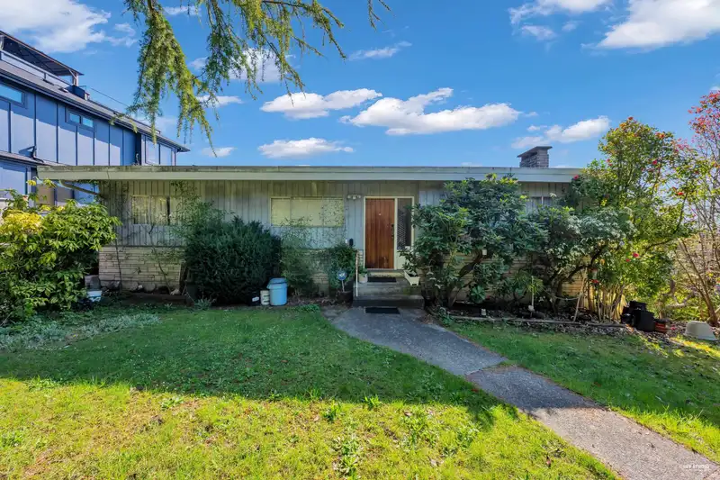 7790 ELLIOTT STREET - photo 1 of 14