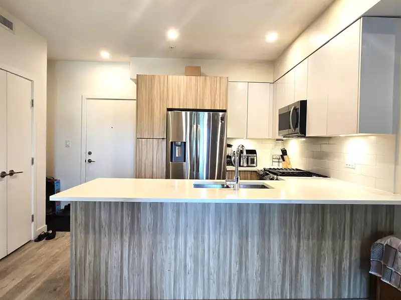 312 2649 JAMES STREET - photo 3 of 29