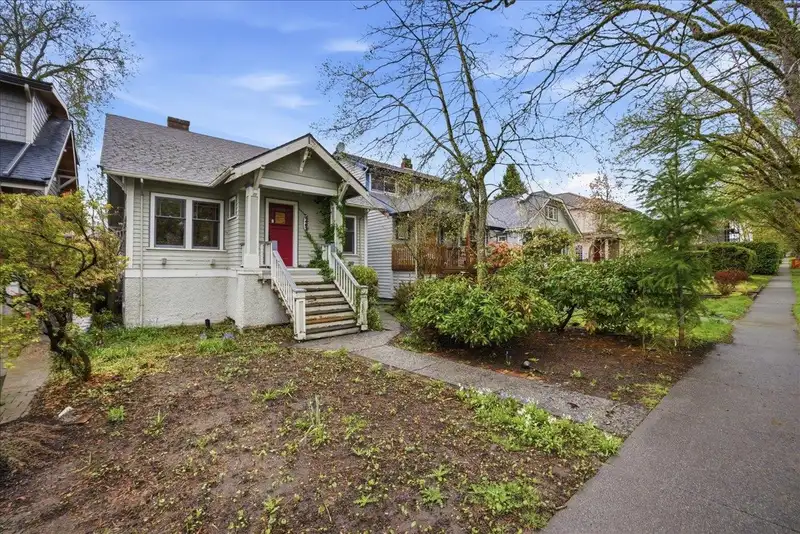 6463 YEW STREET - photo 3 of 17
