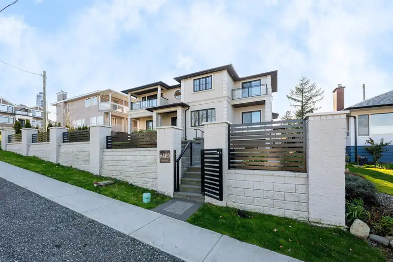 5469 NELSON AVENUE - photo 1 of 40