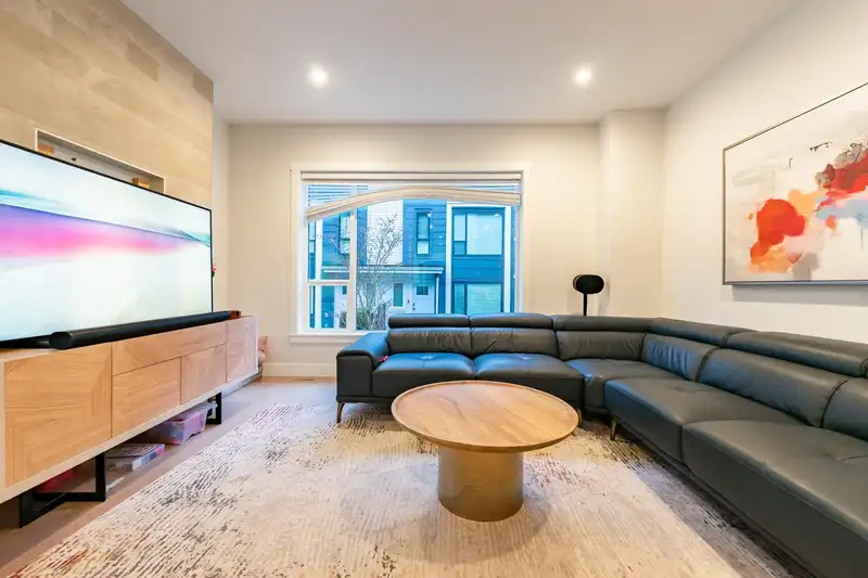 180 2277 OAK MEADOWS DRIVE - photo 2 of 40