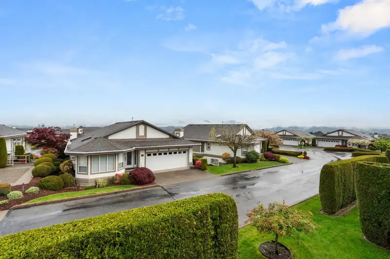 1 31445 RIDGEVIEW DRIVE - photo 1 of 40