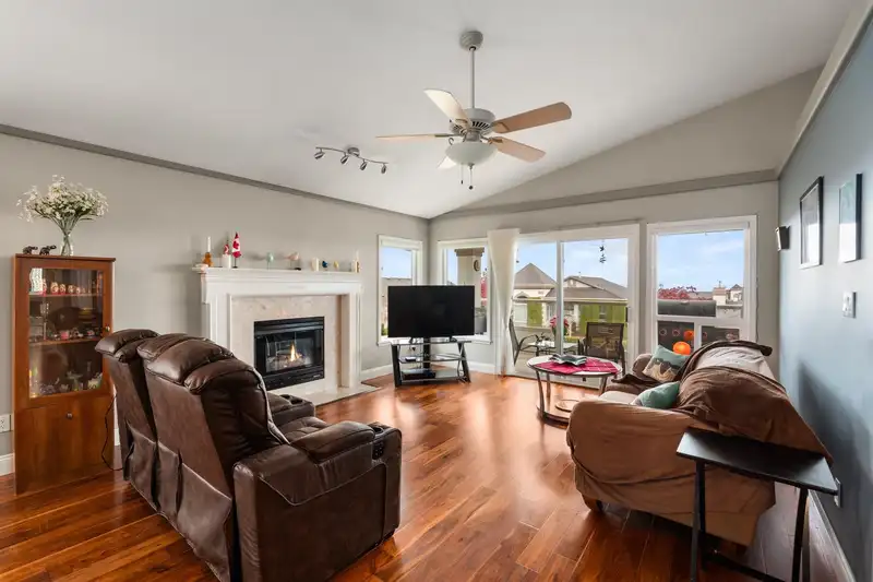 1 31445 RIDGEVIEW DRIVE - photo 4 of 40