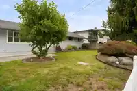 4872 58 STREET - thumbnail 4
