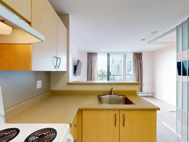 805 3520 CROWLEY DRIVE - photo 2 of 40