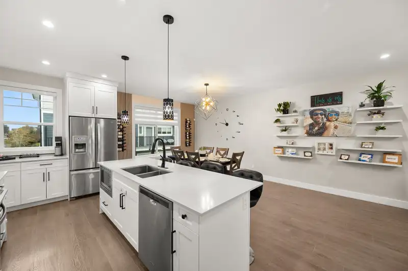 11 19501 74 AVENUE - photo 4 of 40