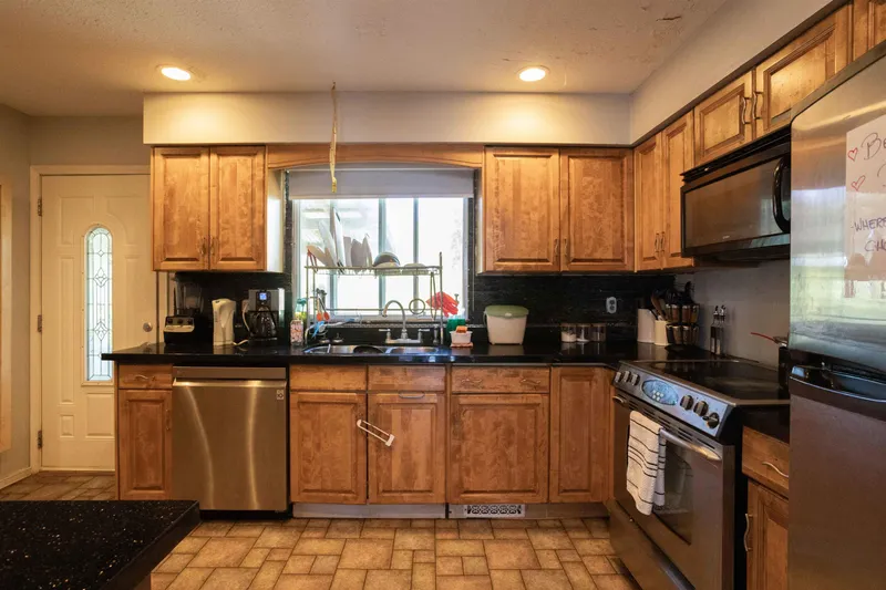 31465 AEROLANE AVENUE - photo 4 of 25