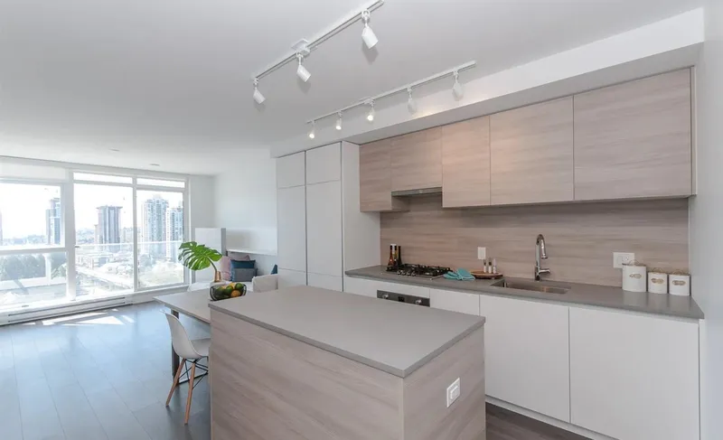 1003 652 WHITING WAY - photo 3 of 16