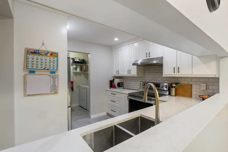 107 15282 19 AVENUE - photo 3 of 32