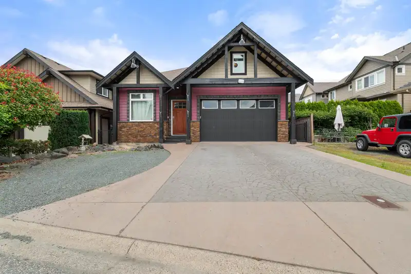 45419 MAGDALENA PLACE - photo 1 of 40