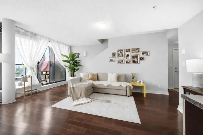 1805 6333 KATSURA STREET - photo 4 of 24