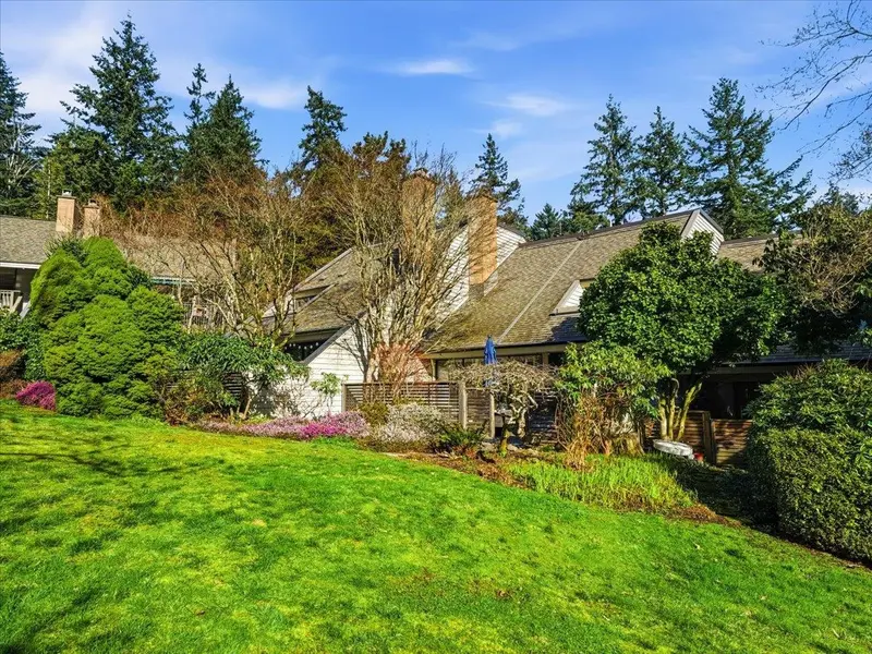 15 4957 MARINE DRIVE - photo 3 of 25