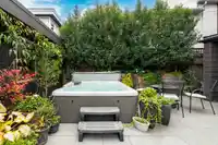 2505 ADANAC STREET - thumbnail 17
