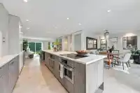 2505 ADANAC STREET - thumbnail 4