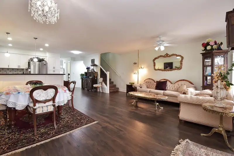 131 12040 68 AVENUE - photo 4 of 24