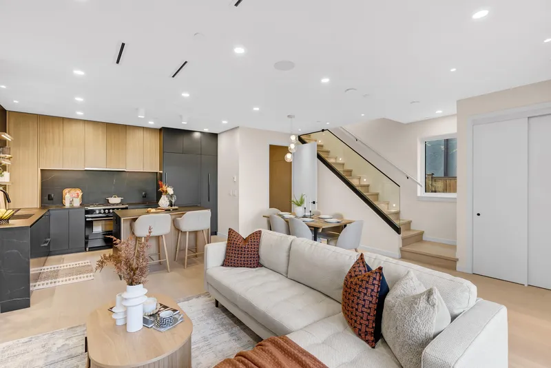 2 2764 W 14TH AVENUE - photo 1 of 25