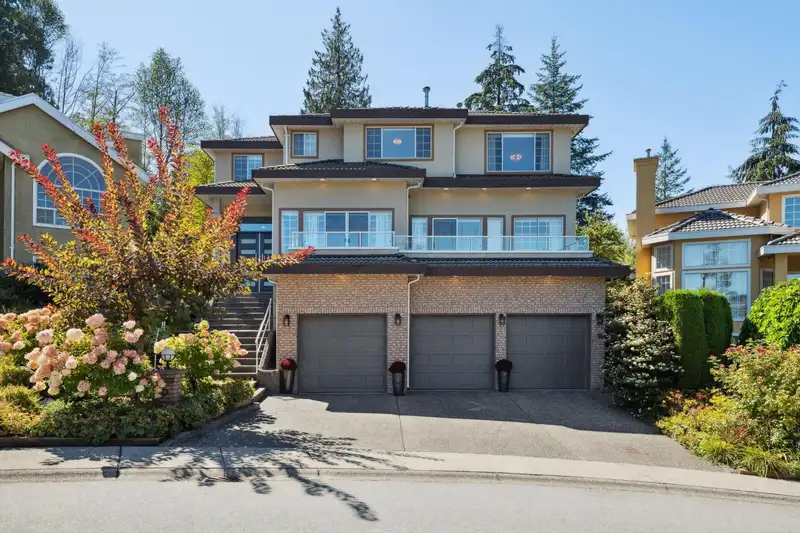 30 SHORELINE CIRCLE - photo 1 of 40