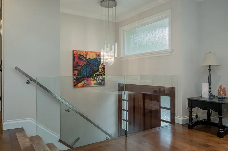 1901 IRIS PLACE - photo 4 of 25