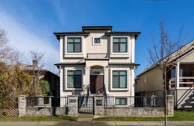 6182 COMMERCIAL STREET - photo 1 of 37
