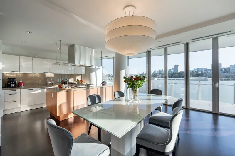 306 1560 HOMER MEWS - photo 1 of 25