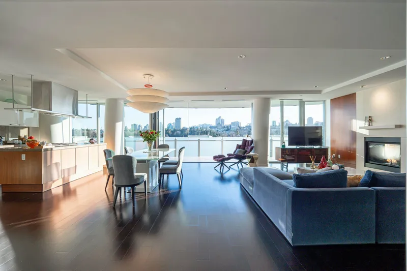 306 1560 HOMER MEWS - photo 2 of 25