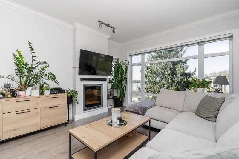 309 11566 224 STREET - photo 1 of 40