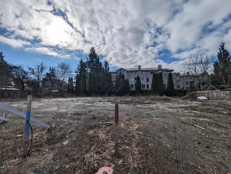 33730 MAYFAIR AVENUE - photo 3 of 5