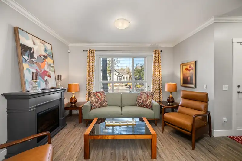 13 9077 150TH STREET - photo 2 of 38