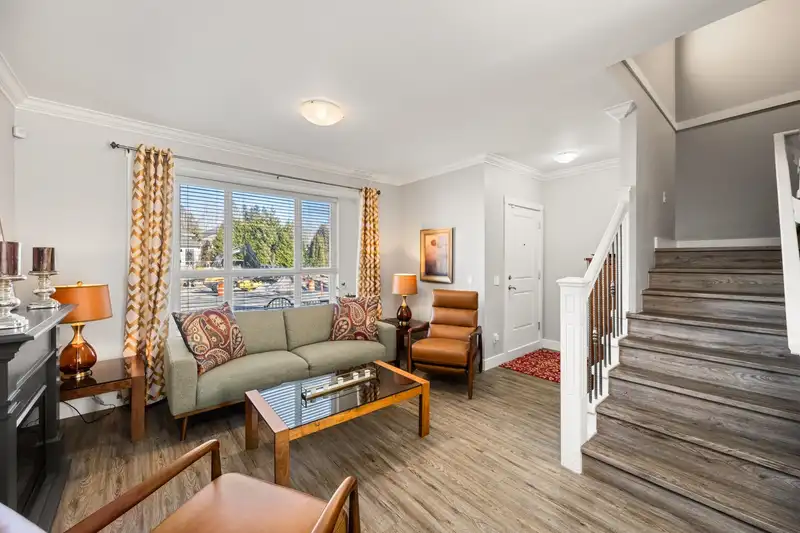 13 9077 150TH STREET - photo 4 of 38