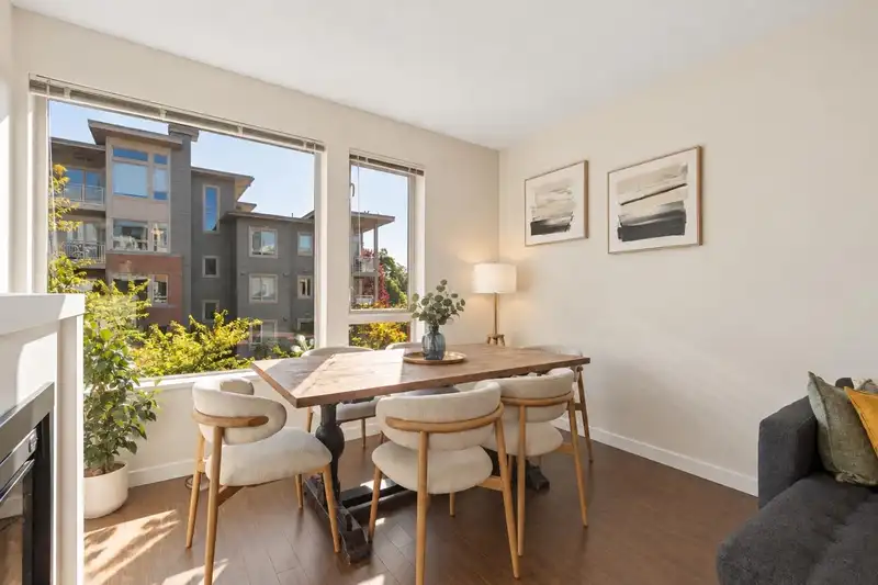 304 119 W 22ND STREET STREET - photo 4 of 24