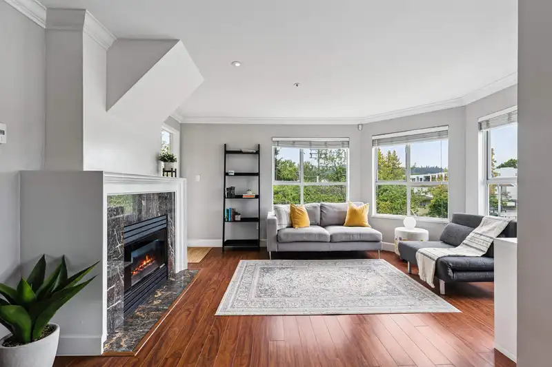 203 2285 PITT RIVER ROAD - photo 2 of 39
