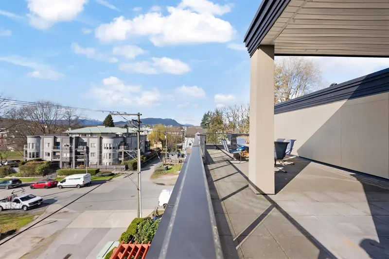 503 2191 SHAUGHNESSY STREET - photo 4 of 25