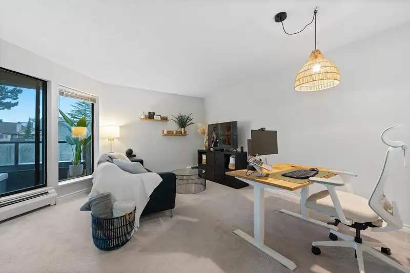 327 8460 ACKROYD ROAD - photo 4 of 20