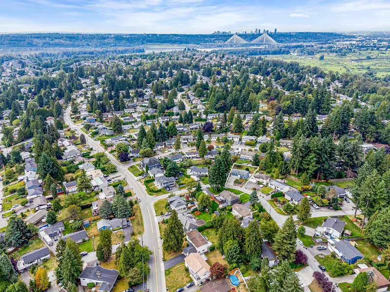 1626 OUGHTON DRIVE - photo 2 of 25