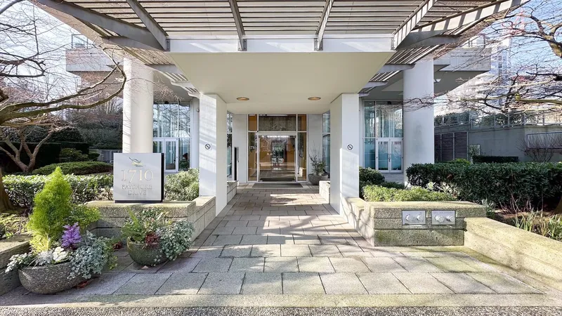 1004 1710 BAYSHORE DRIVE - photo 2 of 23