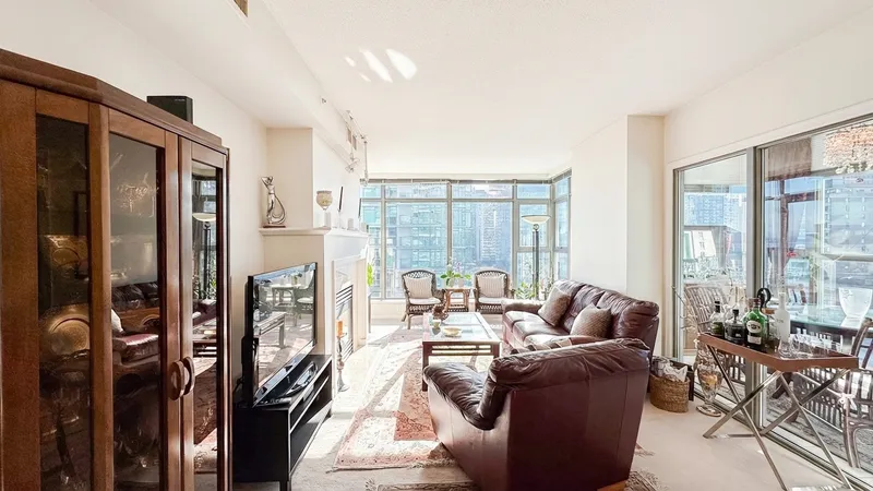 1004 1710 BAYSHORE DRIVE - photo 4 of 23