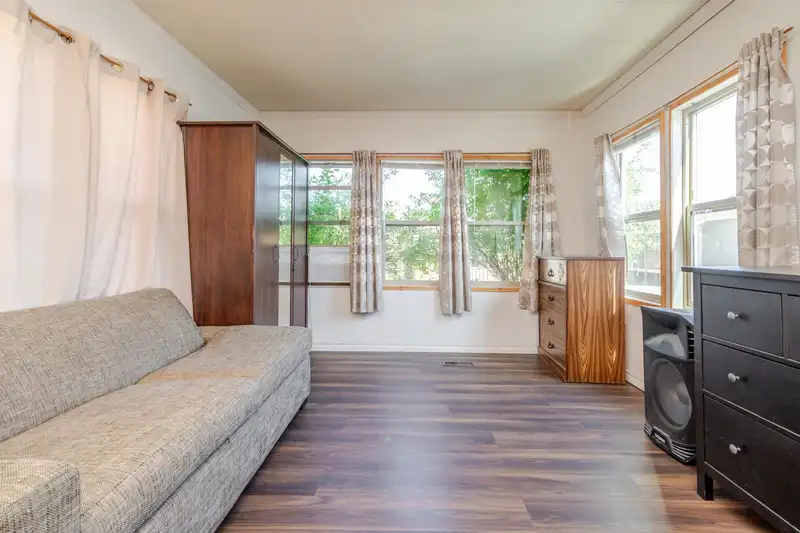 20 26892 FRASER HIGHWAY - photo 2 of 24